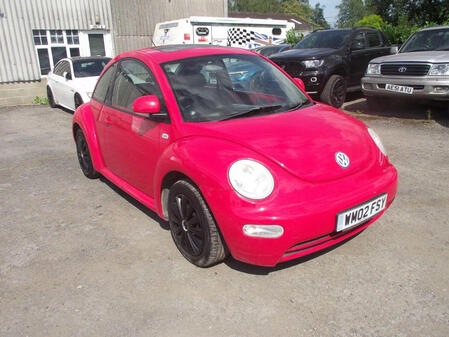 VOLKSWAGEN BEETLE 1.6