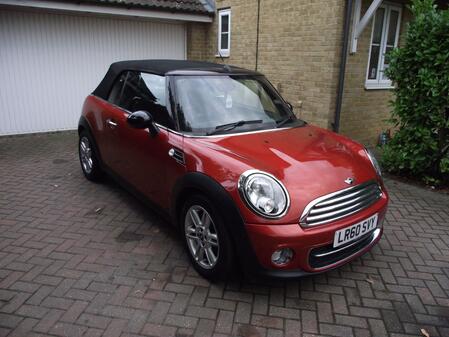 MINI CONVERTIBLE 1.6 Cooper D Convertible