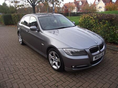 BMW 3 SERIES 2.0 318i Exclusive Edition Saloon