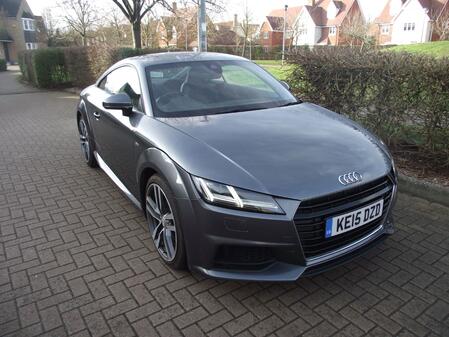 AUDI TT 2.0 TFSI S line